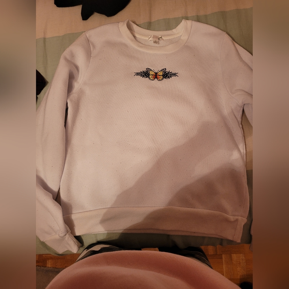 White sweatshirt